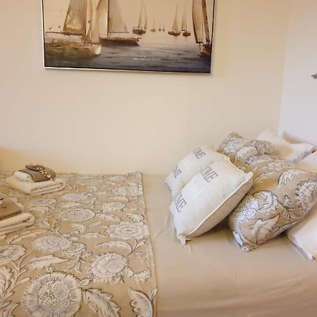 Apartment Eso Kaštela Kültér fotó