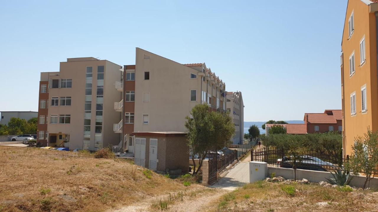 Apartment Eso Kaštela Kültér fotó
