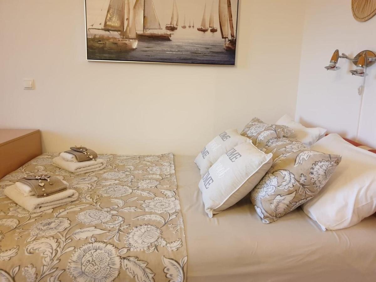 Apartment Eso Kaštela Kültér fotó