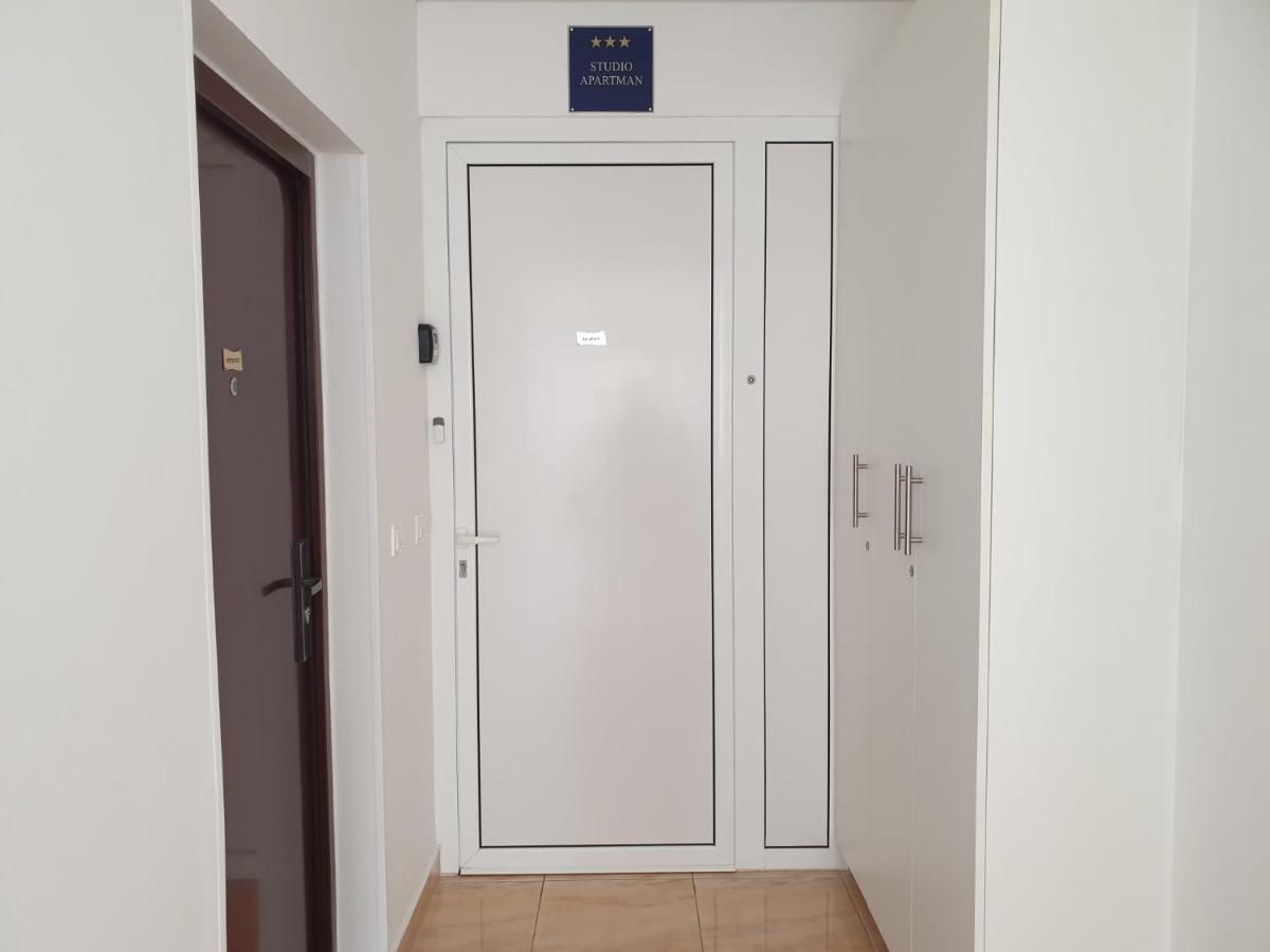 Apartment Eso Kaštela Kültér fotó